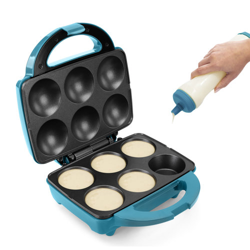 Holstein Housewares Fun Holstein Housewares Cupcake Maker & Reviews